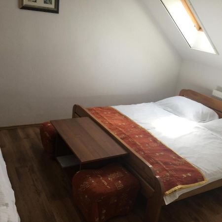 Naphaz Panzio Bed and Breakfast Tiszafüred Buitenkant foto