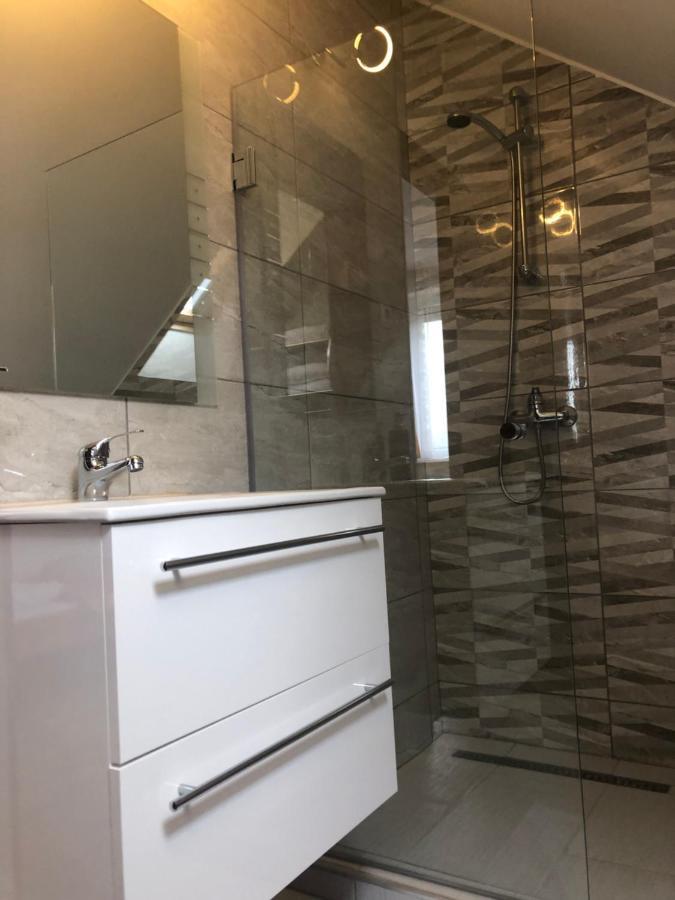 Naphaz Panzio Bed and Breakfast Tiszafüred Buitenkant foto